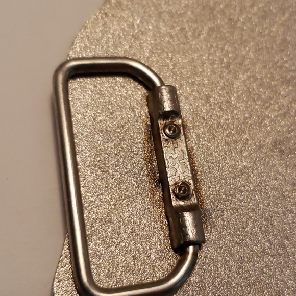 Metal CHE Belt Buckle 3 Inch Tall - Picture 6 of 6